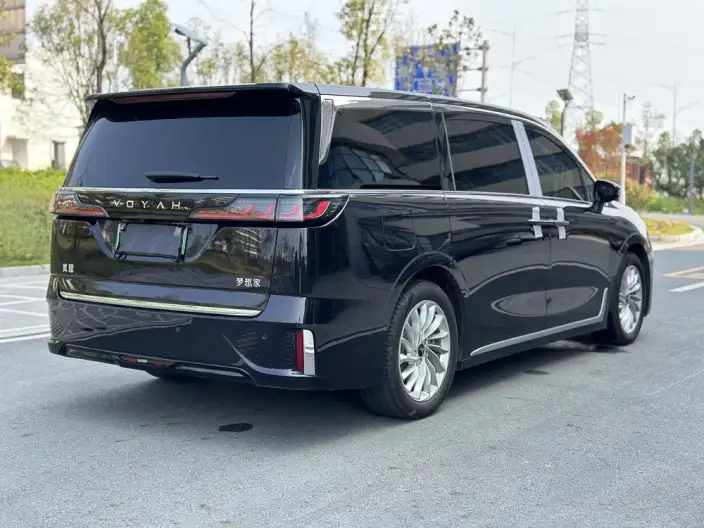 VOYAH Dreamer PHEV 2024 Model Ultra-long Endurance Premium Edition – фото 7