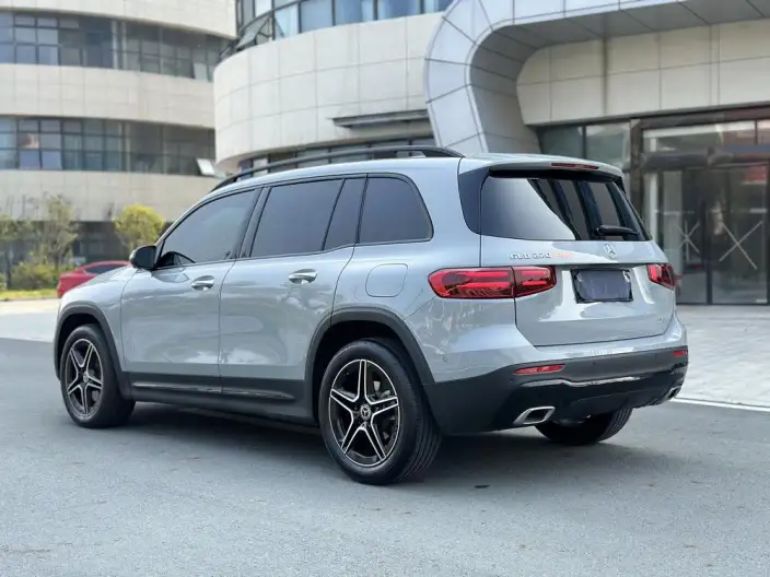 Mercedes-Benz GLB 2026 Model GLB 220 Collector Edition Model – фото 5
