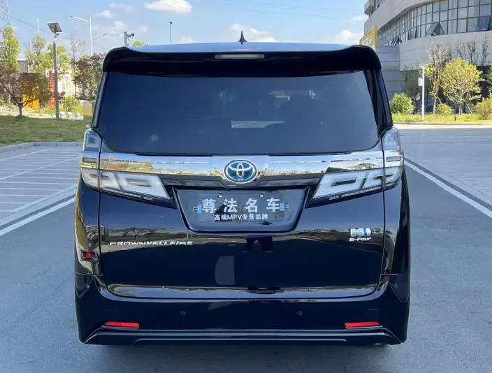 Vellfire 2021 Model Toyota Crown Hybrid 2.5L HV Deluxe Edition – фото 5