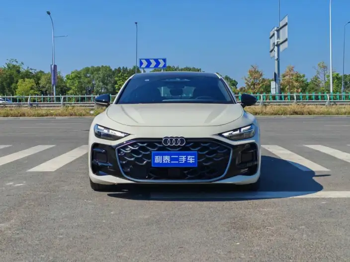 Audi A5 L Sportback 2026 Model 2.0TFSI 150kW Smart Edition quattro Model