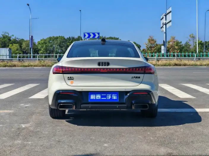 Audi A5 L Sportback 2026 Model 2.0TFSI 150kW Smart Edition quattro Model – фото 6