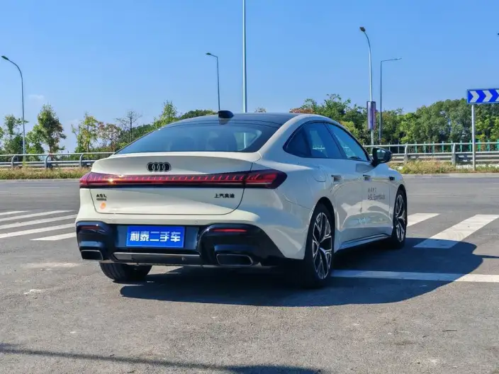 Audi A5 L Sportback 2026 Model 2.0TFSI 150kW Smart Edition quattro Model – фото 7