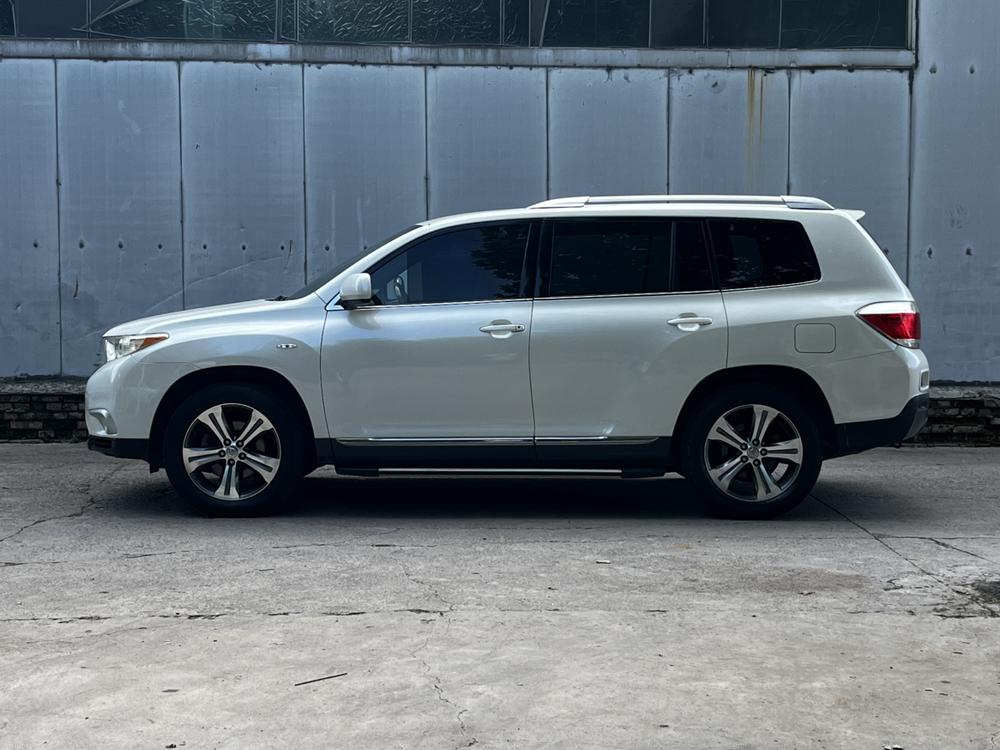 Toyota Highlander 2012 модификация 3.5L 4WD 7 seat Elite Edition – фото 4