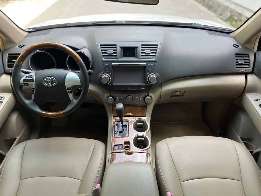 Toyota Highlander 2012 модификация 3.5L 4WD 7 seat Elite Edition – фото 12