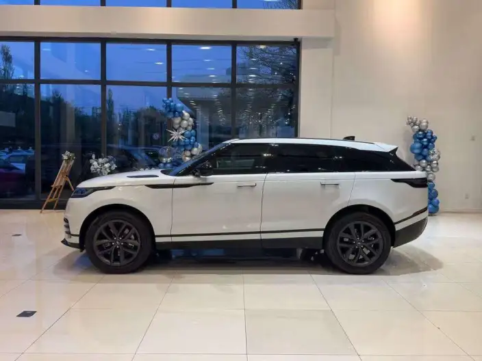 Range Rover Velar 2025 Model Dynamic SE