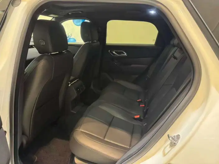 Range Rover Velar 2025 Model Dynamic SE – фото 10