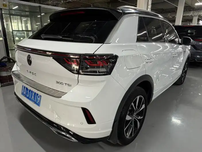 Volkswagen T-Roc 2023 Model 300TSI DSG Chenguang Edition – фото 5
