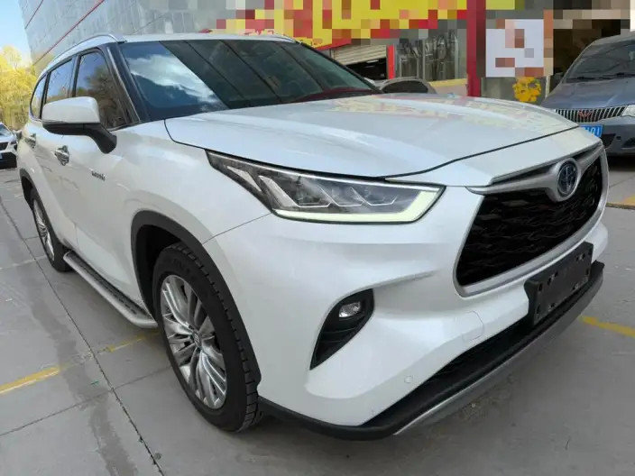 Toyota Highlander 2024 Model Hybrid 2.5L 4WD Premium Edition 7 seat