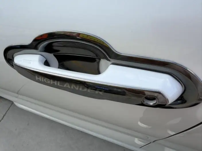 Toyota Highlander 2024 Model Hybrid 2.5L 4WD Premium Edition 7 seat – фото 10