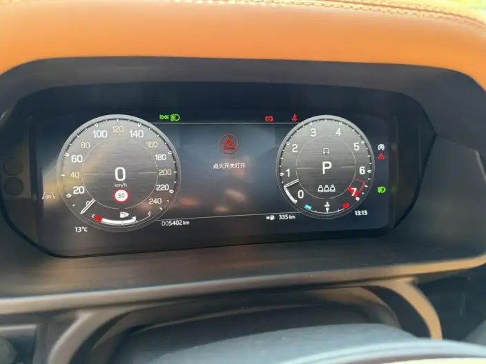 Land Rover Defender 2024 Model 110 5.0T V8 – фото 8