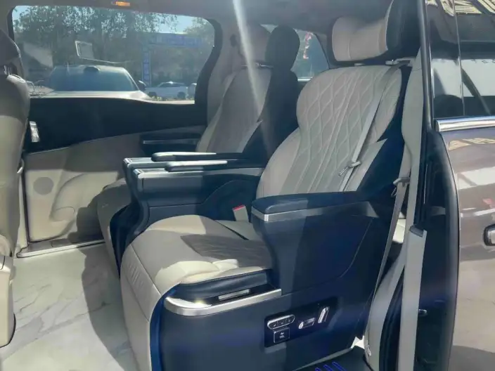 Buick GL8 2023 Model Business class 2.0T Comfort Model – фото 10