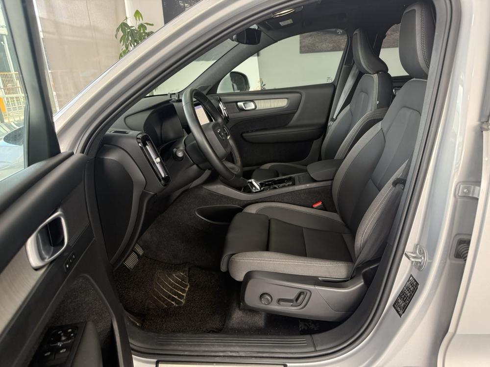 Volvo XC40 2024 B3 Smart Vision Luxury – фото 13