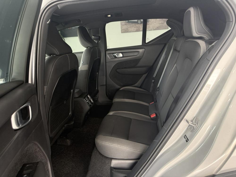 Volvo XC40 2024 B3 Smart Vision Luxury – фото 14