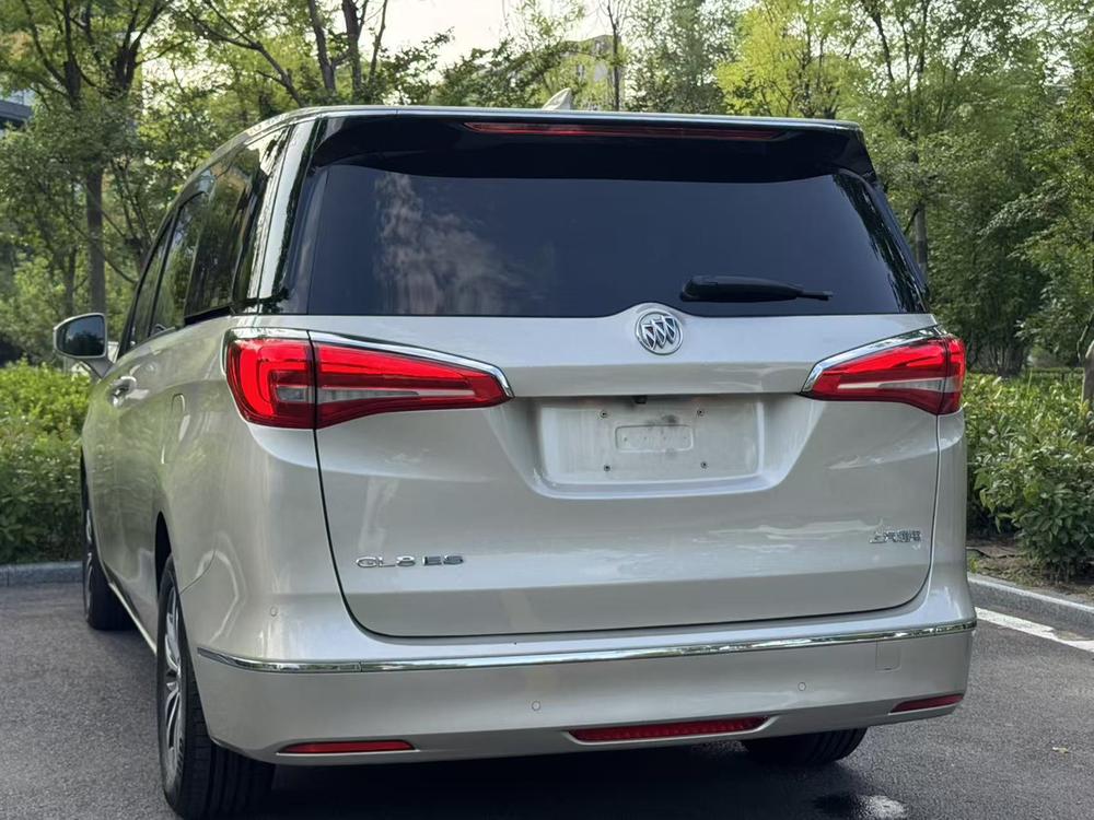 Buick GL8 2018 ES 28T Luxury China VI – фото 5