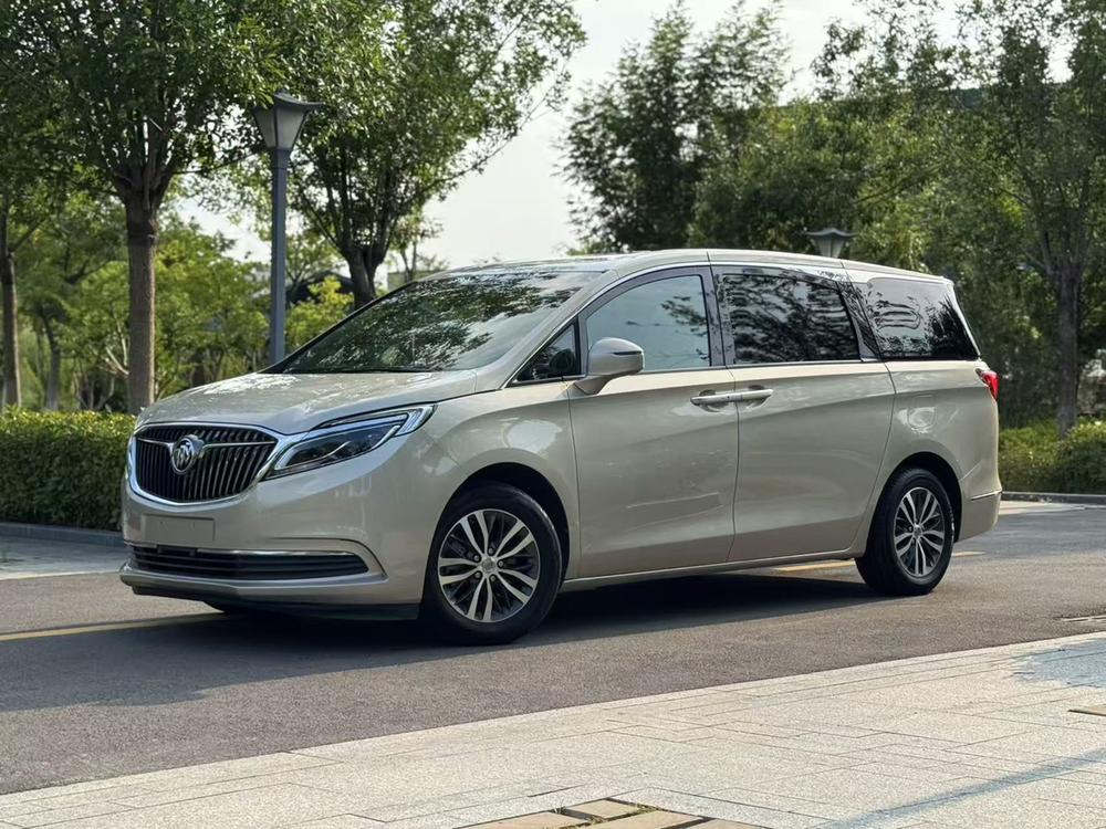 Buick GL8 2018 ES 28T Luxury China VI – фото 9