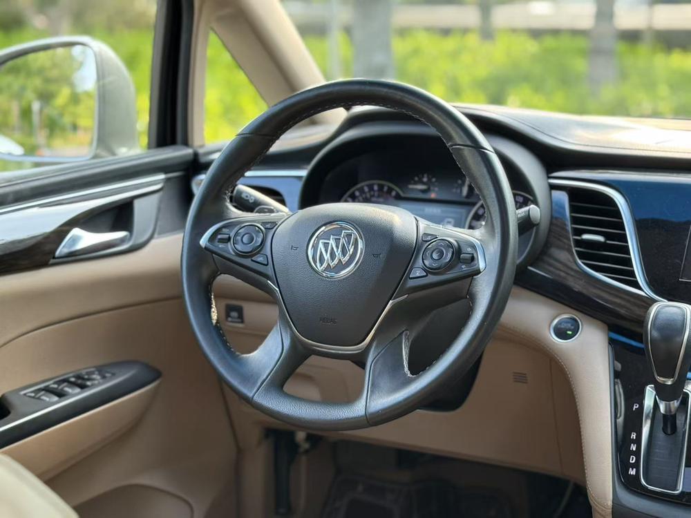 Buick GL8 2018 ES 28T Luxury China VI – фото 12