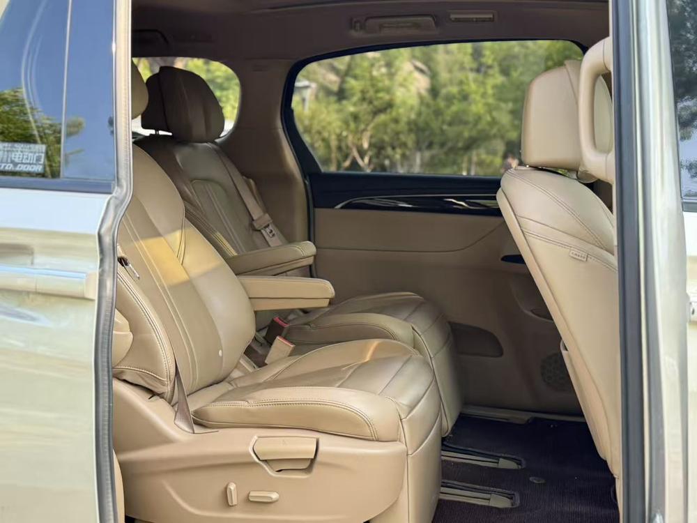 Buick GL8 2018 ES 28T Luxury China VI – фото 24