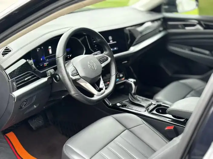 Volkswagen Passat PHEV 2023 Model 430PHEV Hybrid Elite Edition – фото 7