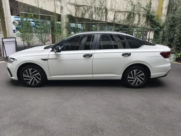 Volkswagen Lavida 2023 Model 300TSI DSG Manyi Edition