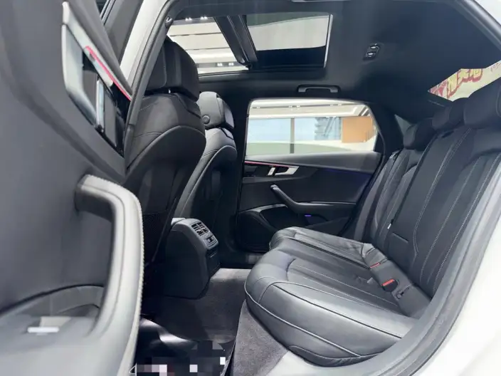 Audi A4 L 2024 Model 40 TFSI Luxury Dynamic Model – фото 8