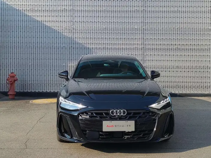 Audi A6L 2026 Model 2.0T quattro Exclusive Model – фото 2