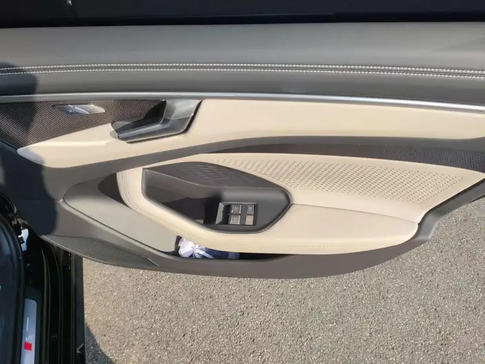 Audi A6L 2026 Model 2.0T quattro Exclusive Model – фото 8