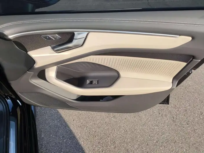 Audi A6L 2026 Model 2.0T quattro Exclusive Model – фото 10