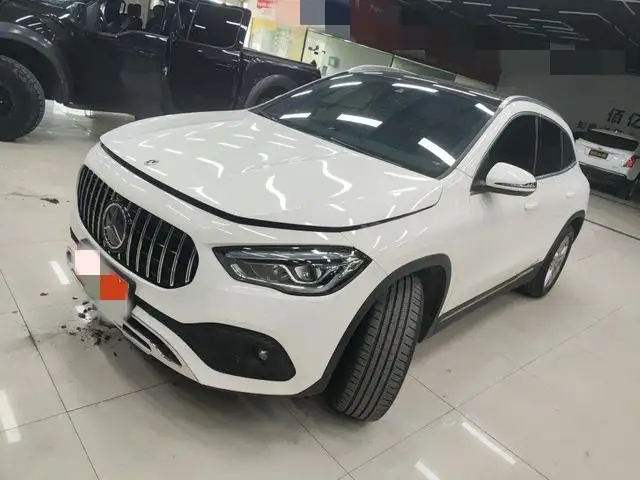 Mercedes-Benz GLA 2023 Model GLA 200 – фото 1