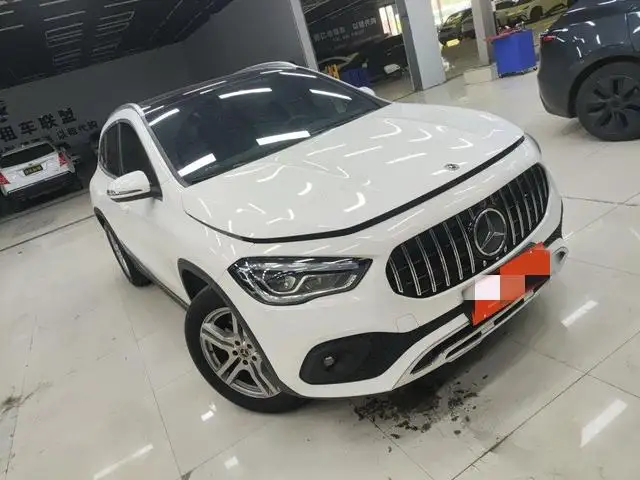 Mercedes-Benz GLA 2023 Model GLA 200 – фото 2