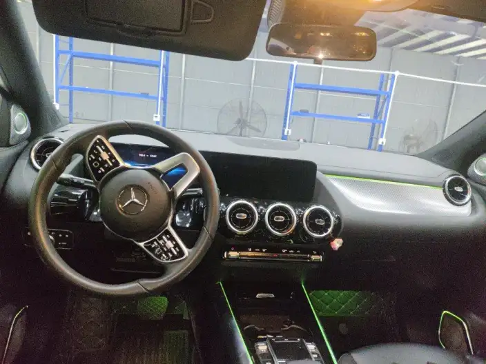 Mercedes-Benz GLA 2023 Model GLA 200 – фото 6