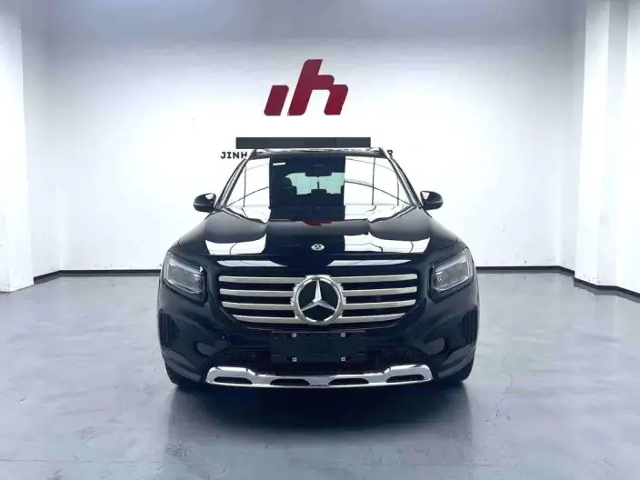 Mercedes-Benz GLB 2024 Model GLB 200 Dynamic Model – фото 2