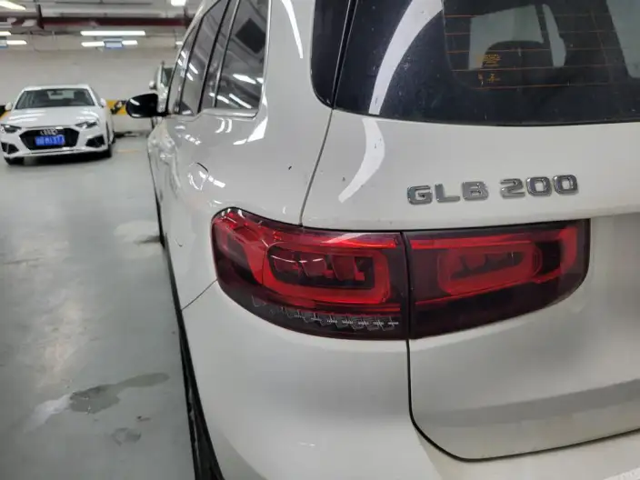 Mercedes-Benz GLB 2022 Model Facelift II GLB 200 Dynamic Model – фото 4
