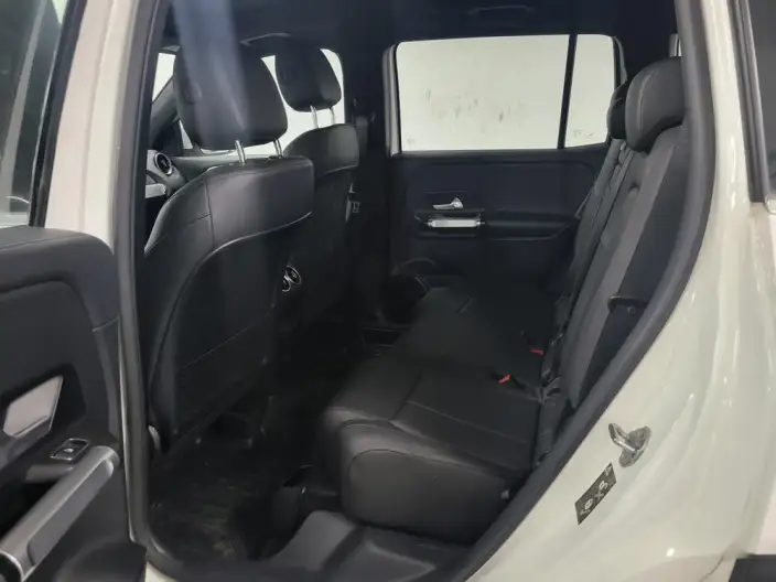 Mercedes-Benz GLB 2022 Model Facelift II GLB 200 Dynamic Model – фото 9