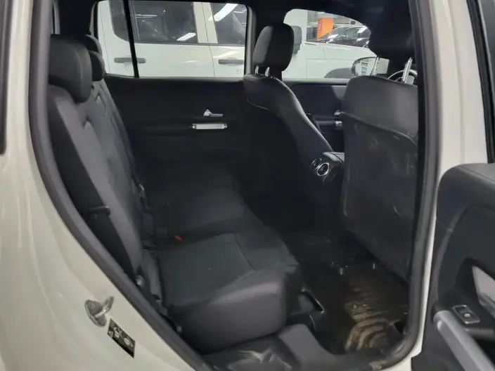 Mercedes-Benz GLB 2022 Model Facelift II GLB 200 Dynamic Model – фото 10