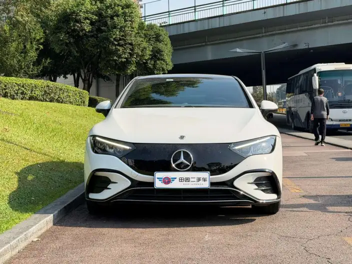 Mercedes-Benz EQE 2022 Model EQE 350 Pioneer Edition – фото 2