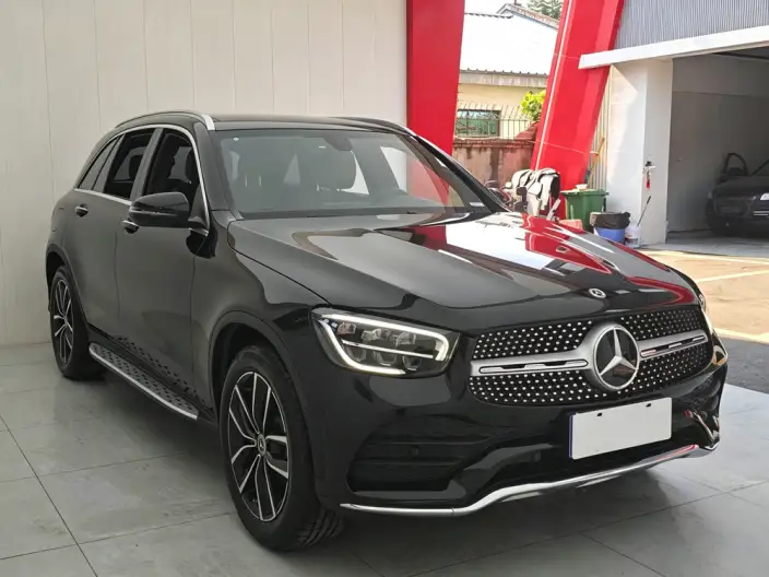 Mercedes-Benz GLC 2022 Model Facelift GLC 260 L 4MATIC Luxury Model – фото 3