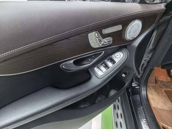 Mercedes-Benz GLC 2022 Model GLC 300 L 4MATIC Dynamic Model – фото 7