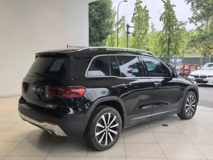 Mercedes-Benz GLB 2025 Model GLB 220 Fashion Model – фото 5