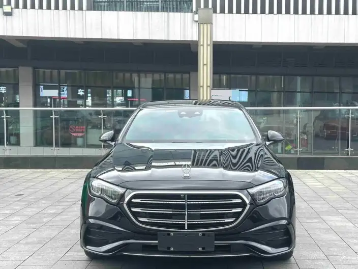 Mercedes-Benz E-Class 2024 Model E 300 L Fashion Model sedan – фото 2