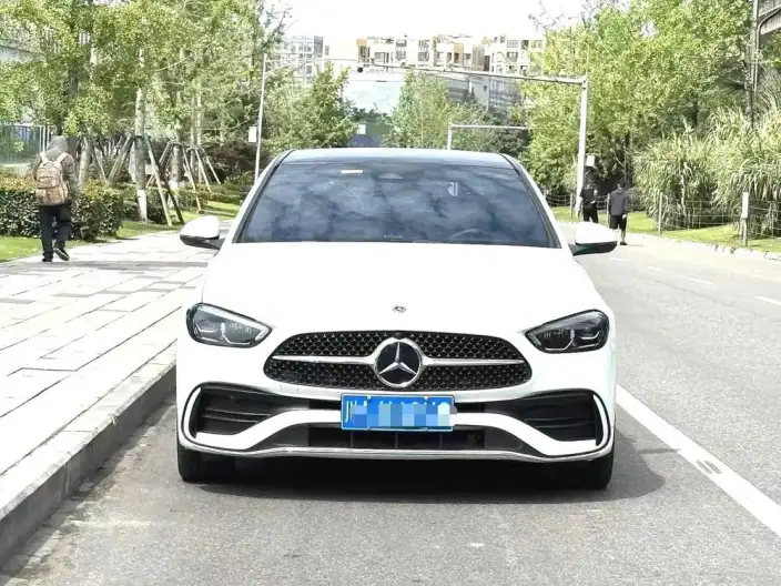 Mercedes-Benz C-Class 2025 Model C 260 L Sports Edition – фото 2