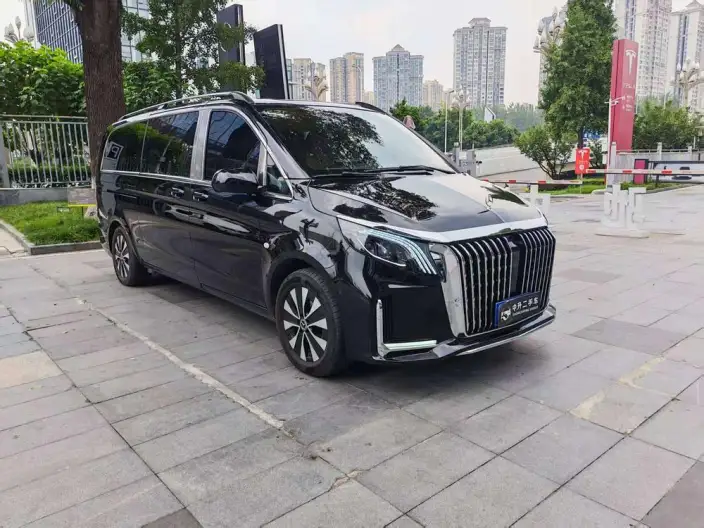 Viano 2023 Model 2.0T Business Edition 7 seat – фото 3