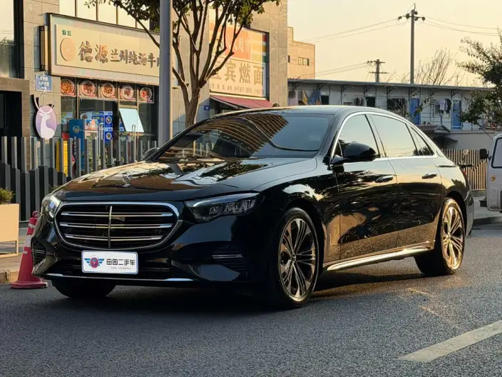 Mercedes-Benz E-Class 2025 Model E 300 L Luxury Model sedan – фото 1