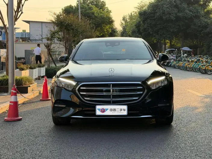 Mercedes-Benz E-Class 2025 Model E 300 L Luxury Model sedan – фото 2