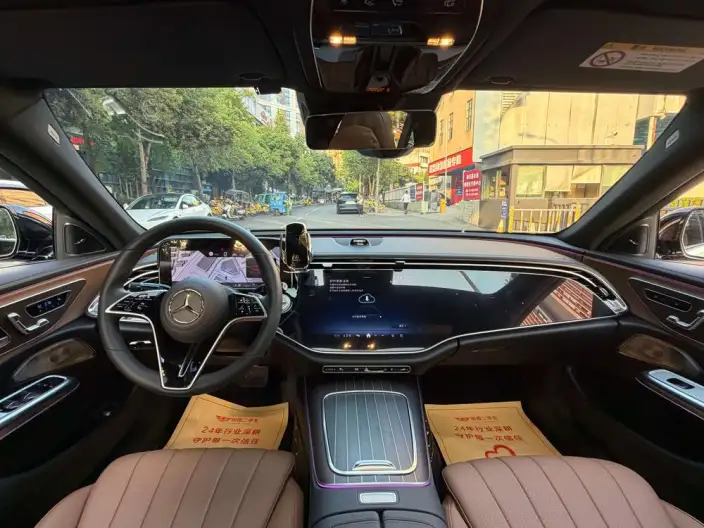 Mercedes-Benz E-Class 2025 Model E 300 L Luxury Model sedan – фото 8
