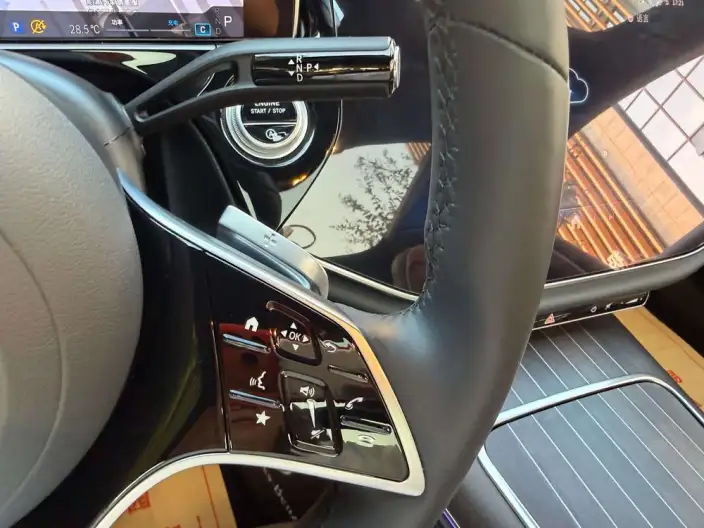 Mercedes-Benz E-Class 2025 Model E 300 L Luxury Model sedan – фото 10