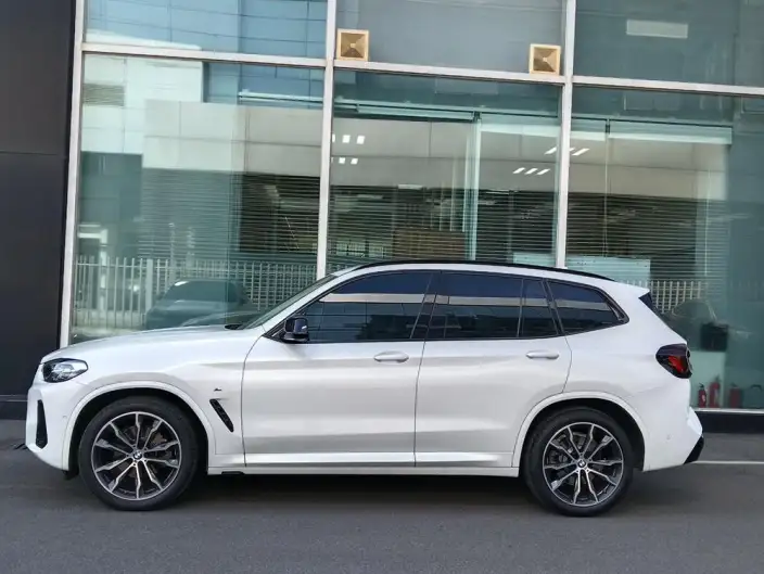 BMW X3 2023 Model xDrive30i Leading Model M Night Set – фото 3