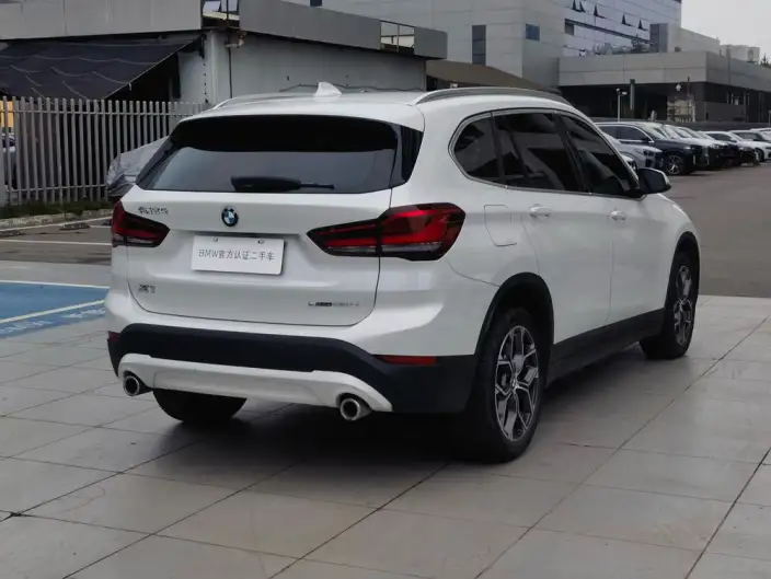 BMW X1 2022 Model sDrive25Li Leading Model – фото 5