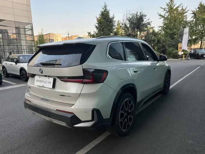 BMW X1 2023 Model sDrive25Li X Design Set – фото 5