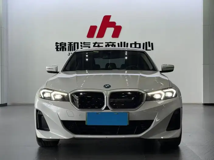 BMW i3 2023 Model eDrive35L – фото 2