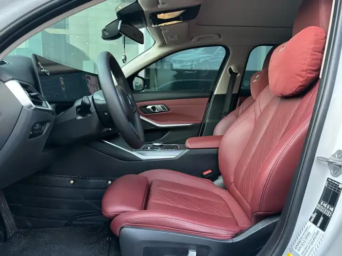 BMW i3 2023 Model eDrive40L Night Edition Sports Set – фото 9